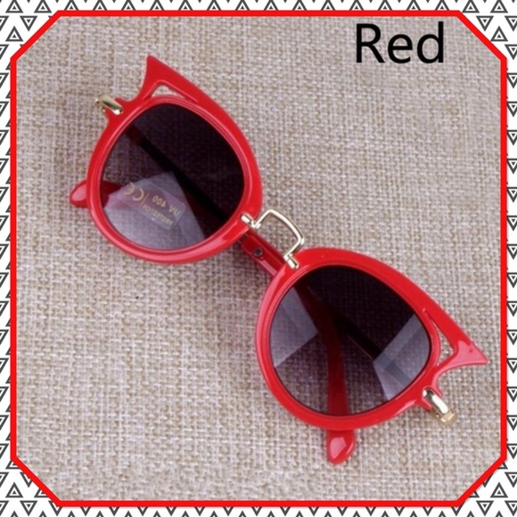 😎New😎 “Girls Cat Eye Sunglasses” 😎 - Picture 2 of 5